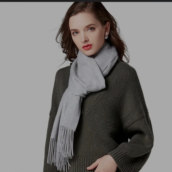 amicale cashmere wrap